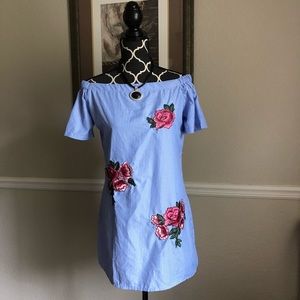 Style House Off the Shoulder Stripe Top